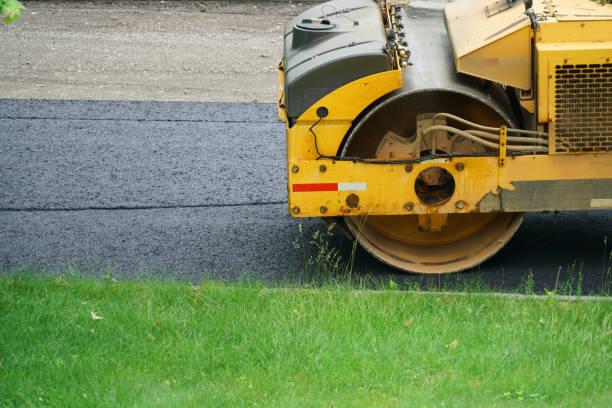 Best Commercial Driveway Pavers  in Bristol, CT